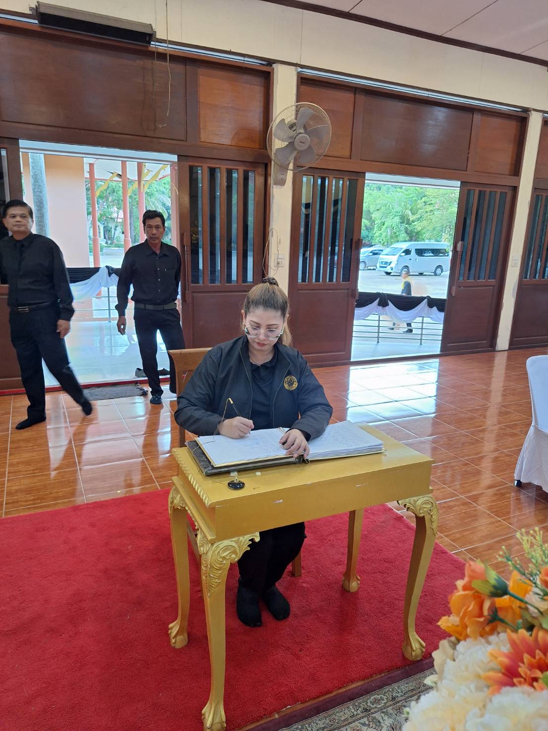 title - วันที่ 25 มิถุนายน 2569 นายวิทูล ประดิษฐบุญ ปฏิรูปที่ดินจังหวัดปราจีนบุรี  มอบหมายให้ ข้าราชการ และเจ้าหน้าที่ ส.ป.ก.ปราจีนบุรี เข้าร่วมพิธีบำเพ็ญกุศล ในวาระครบ 15 วัน (ปัณรสมวาร) ถวายเป็นพระกุศลแด่ สมเด็จพระเจ้าลูกเธอ เจ้าฟ้าพัชรกิติยาภา นเรนทิราเทพยวดี กรมหลวงราชสาริณีสิริพัชร มหาวัชรราชธิดา